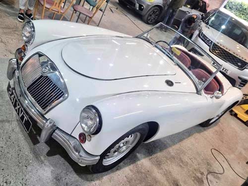 MG Side Fixed 4 of 4